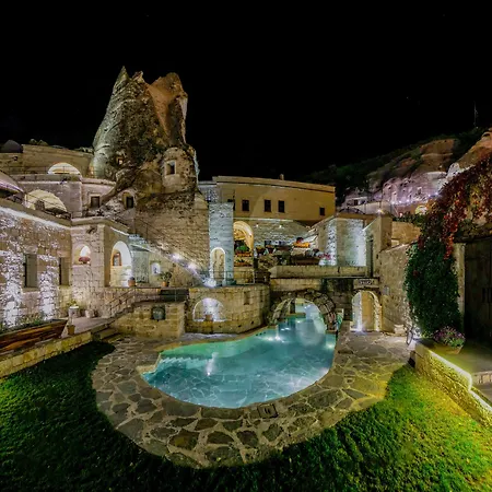 Anatolian Cave & Hotel 3*