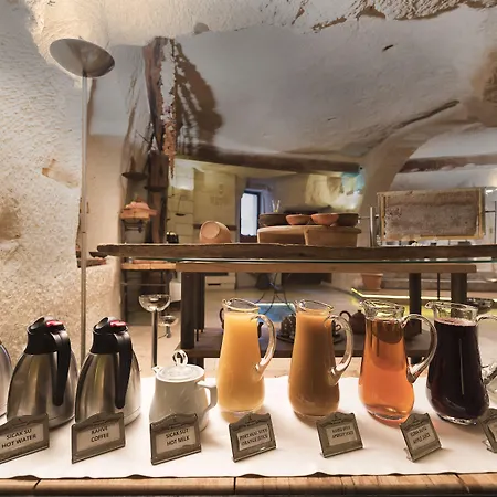 Anatolian Cave & Hotel 3*