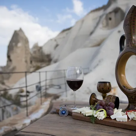 Anatolian Cave & Otel