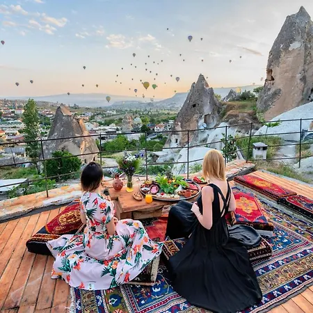 Anatolian Cave & Hotel 3*