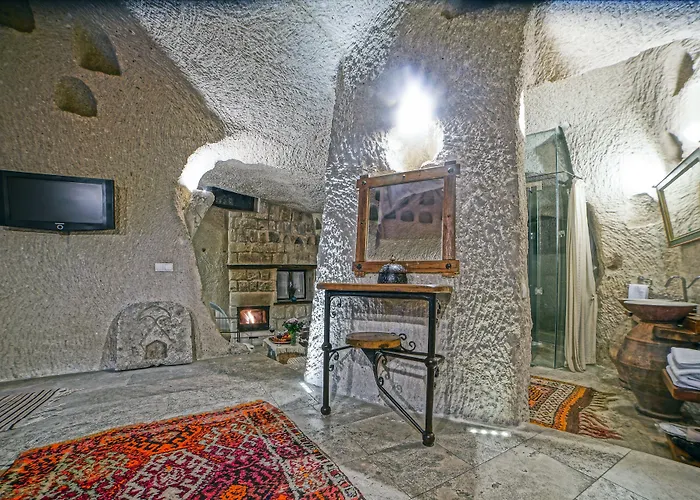 Anatolian Cave & Göreme
