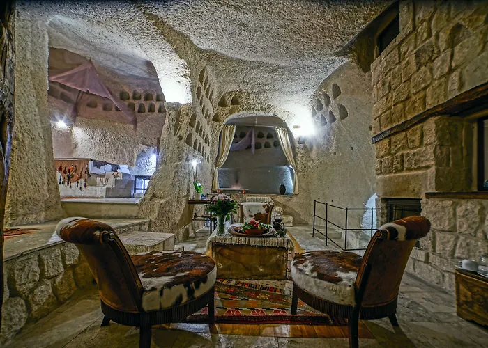 Anatolian Cave & غوريمِيه