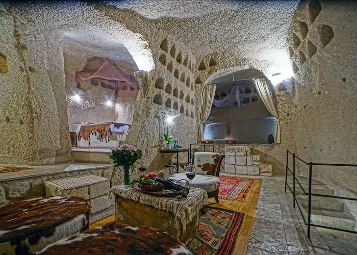 Anatolian Cave & فندق