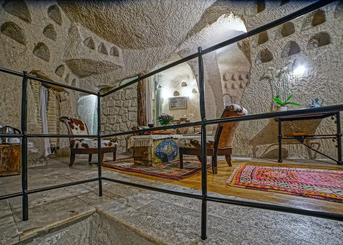 Anatolian Cave & غوريمِيه