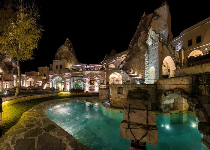 فندق Anatolian Cave & 3*