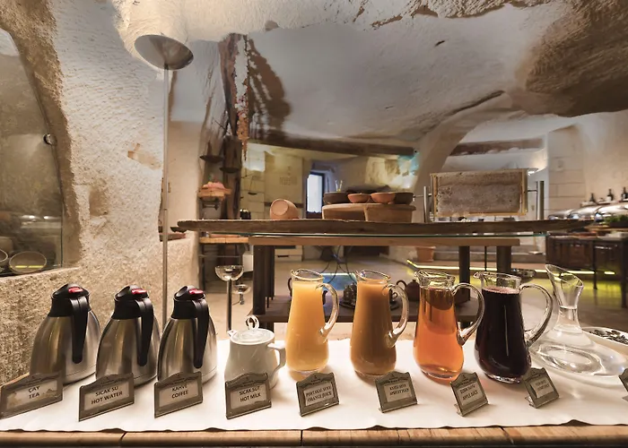 Anatolian Cave & Hotel 3*