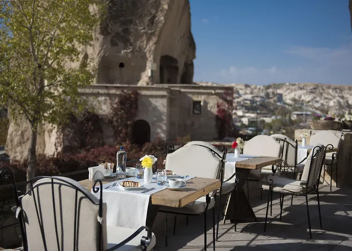 Anatolian Cave & غوريمِيه